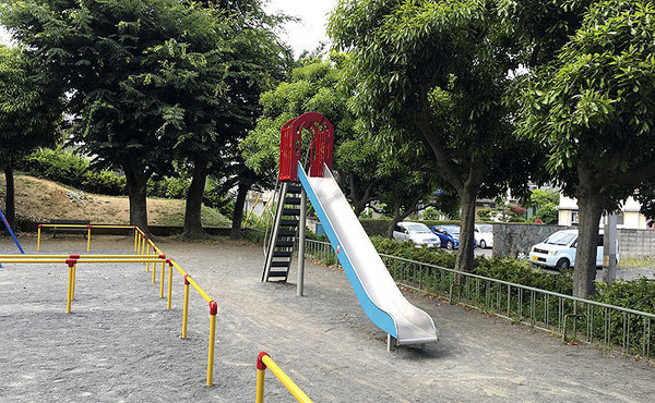 ラ・アトレレジデンス新百合ケ丘(百合ヶ丘第三公園)