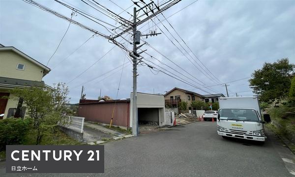 栄区桂台西二丁目　全３棟２号棟