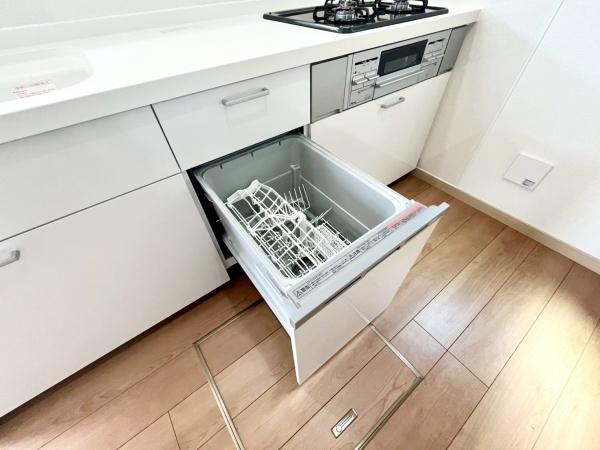 瀬谷区阿久和東３丁目　全２棟Ｂ棟