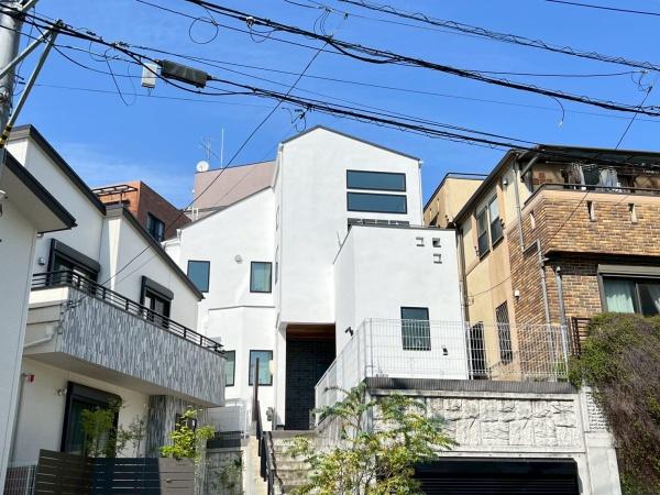 横浜市青葉区美しが丘４丁目の中古一戸建て