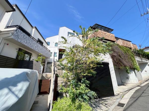 横浜市青葉区美しが丘４丁目の中古一戸建