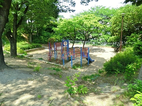 横浜市緑区白山4丁目の土地(白山町第一公園)