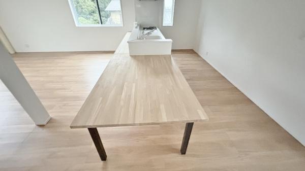 川崎市多摩区長尾6丁目の新築一戸建(リビング)