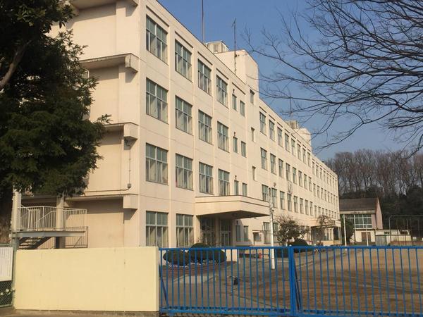 泉区上飯田町(大和市立上和田中学校)