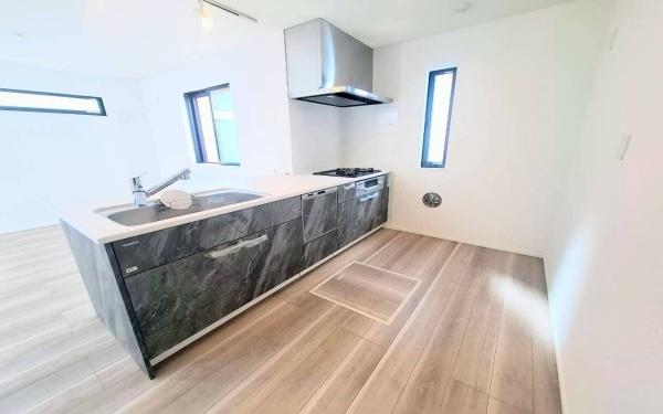 戸塚区舞岡町　全3棟1号棟