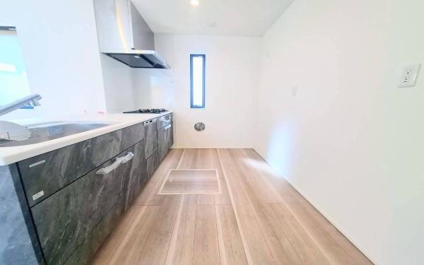 戸塚区舞岡町　全3棟1号棟