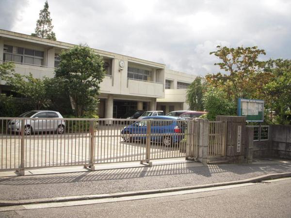 東急ドエル・ビアス市ヶ尾B棟(横浜市立市が尾中学校)