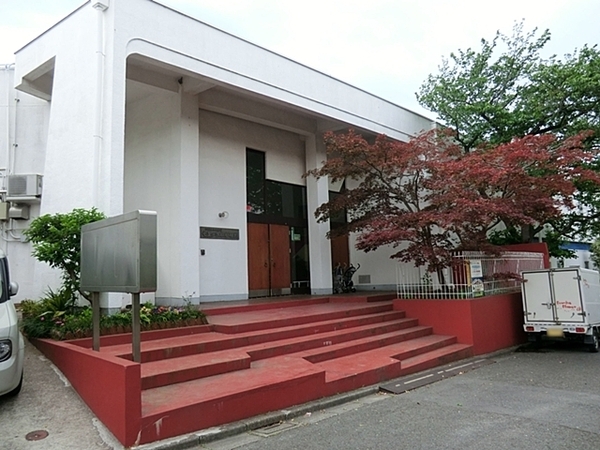 鎌倉市稲村ガ崎5丁目(七里が浜楓幼稚園)