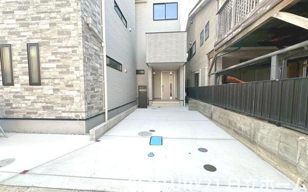 鎌倉市腰越4丁目　全3棟3号棟