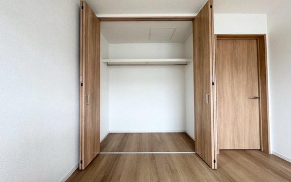 保土ケ谷区初音ケ丘　全２棟１号棟