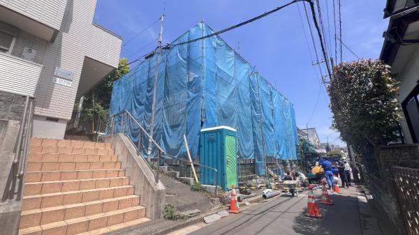 神奈川区白幡西町全２棟２号棟