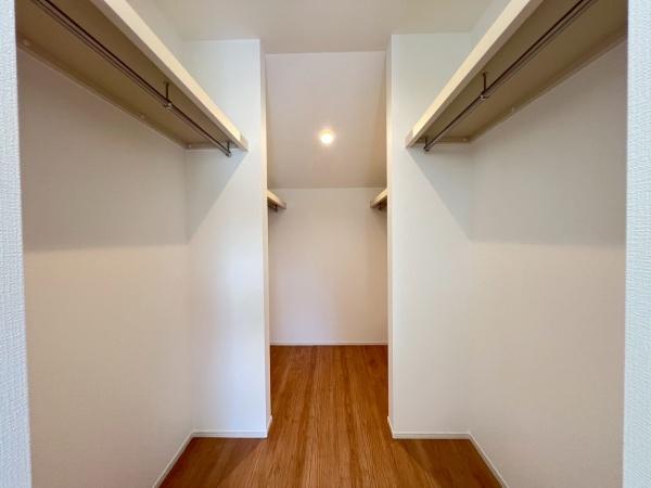 緑区北八朔町　全２棟２号棟