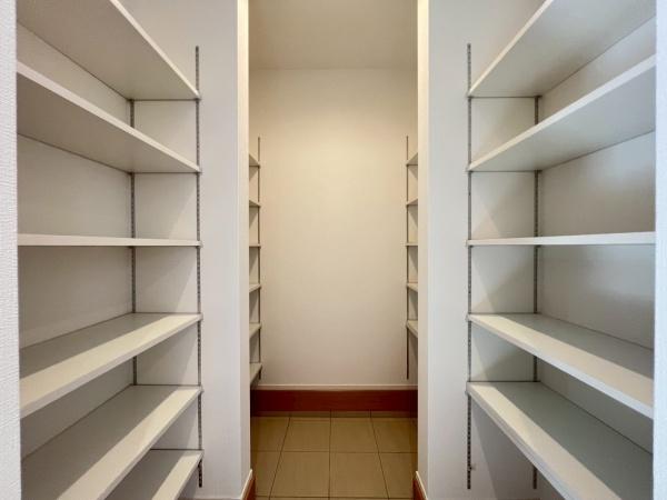 緑区北八朔町　全２棟２号棟