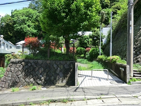 鎌倉市浄明寺3丁目の土地(大町めじろ公園)