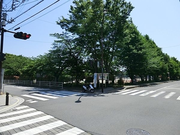 横須賀市若宮台の新築一戸建(横須賀市立久里浜小学校)