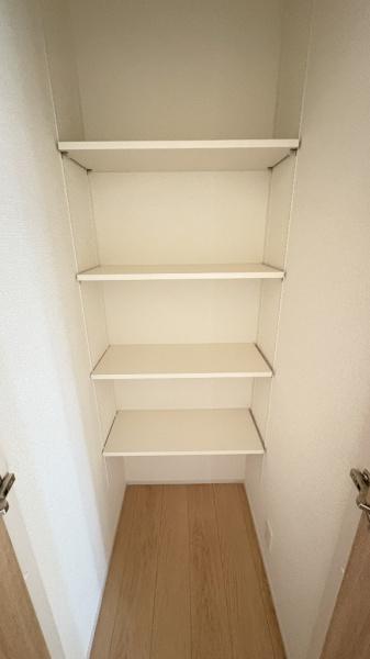 旭区中白根２丁目　全１棟