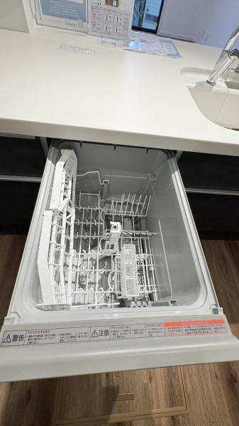 旭区川井本町　全２棟Ａ号棟
