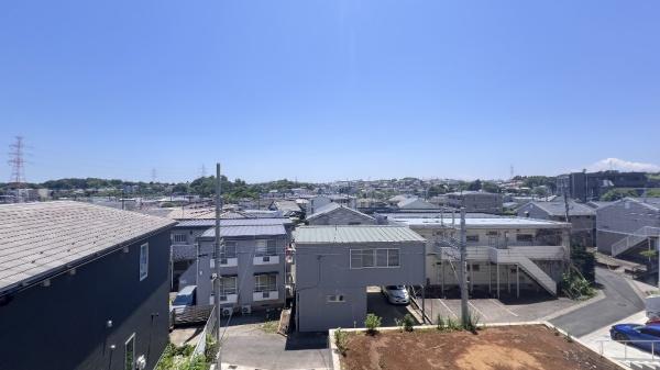 旭区川井本町　全２棟Ｃ号棟