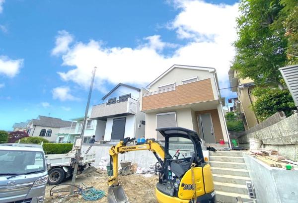 磯子区田中1丁目　全2棟2号棟