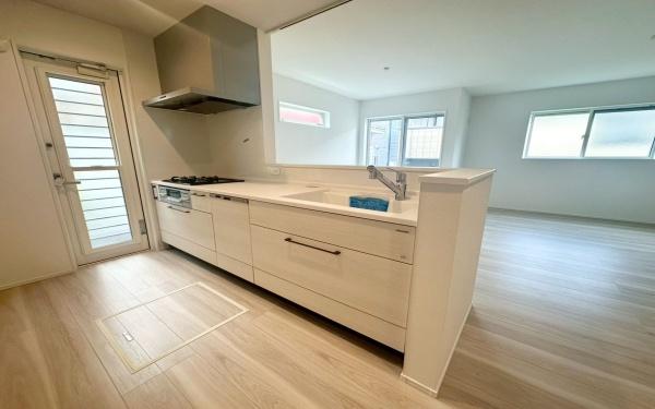 保土ヶ谷区上菅田町 全2棟B号棟(キッチン)