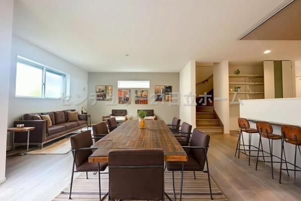 保土ヶ谷区上菅田町 全2棟B号棟(リビング)