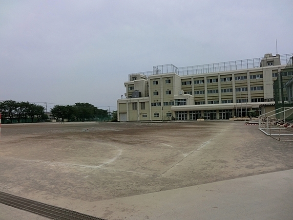 大和市西鶴間2丁目の中古一戸建て(南林間中学校)