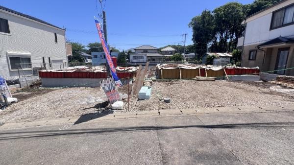 旭区上白根町　全２棟１号棟