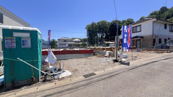 旭区上白根町　全２棟２号棟