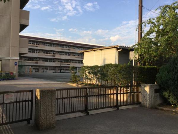 緑区寺山町 全4棟C号棟(横浜市立森の台小学校)