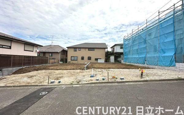 泉区白百合２丁目　全２棟２号棟