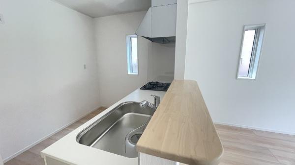 鎌倉市関谷　全２棟２号棟