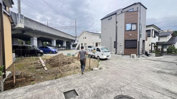 栄区飯島町　全１棟