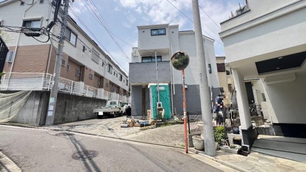西区境之谷