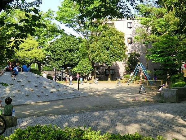 金沢区能見台1丁目(阿王ケ台公園)
