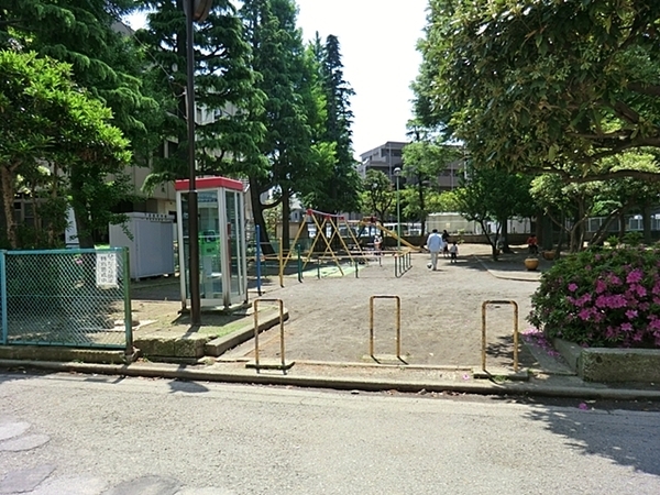 川崎市中原区上丸子山王町1丁目の土地(下沼部公園)