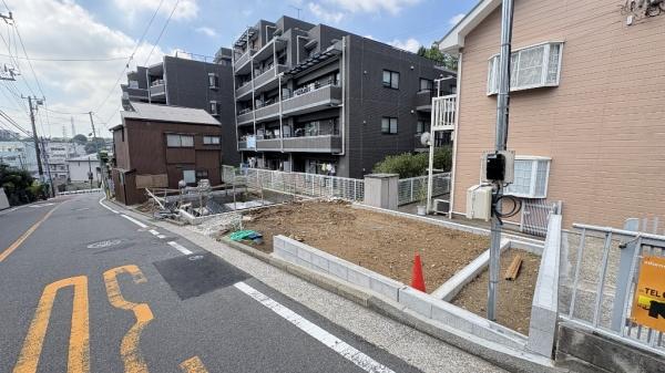 横浜市保土ケ谷区釜台町の新築一戸建