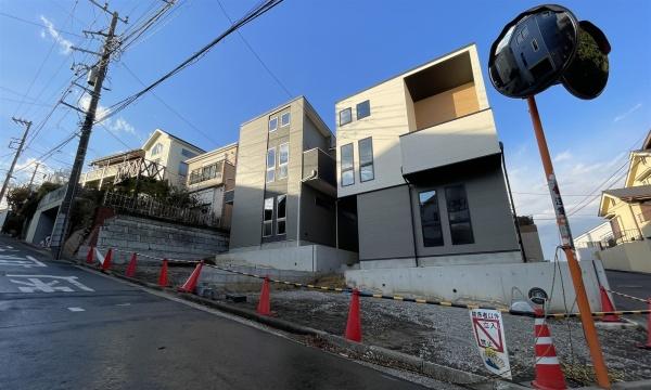 金沢区富岡西１丁目　全２棟２号棟
