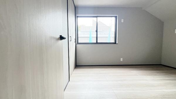 鶴見区駒岡１丁目　全６棟Ｅ号棟