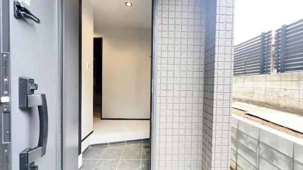 鶴見区駒岡１丁目　全６棟Ｅ号棟