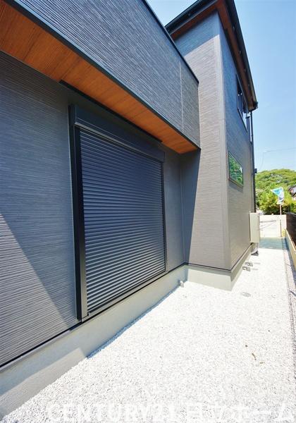 金沢区長浜2丁目　全2棟1号棟