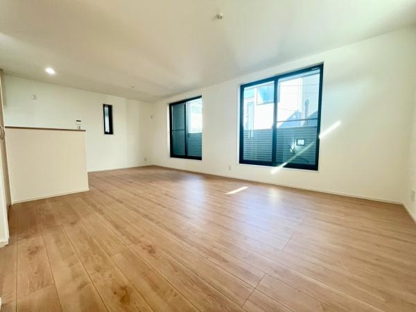 鶴見区馬場５丁目　全１６棟１０号棟