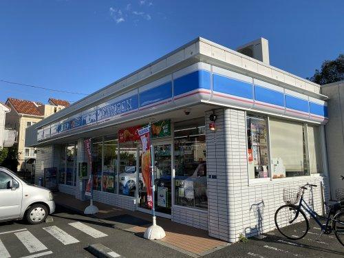 藤沢市鵠沼海岸６丁目の新築一戸建(ローソン辻堂東海岸店)
