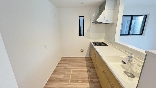 港南区日限山４丁目　全２棟１号棟