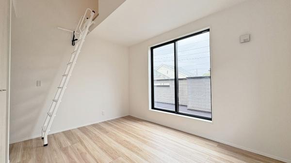 港南区日限山４丁目　全２棟１号棟