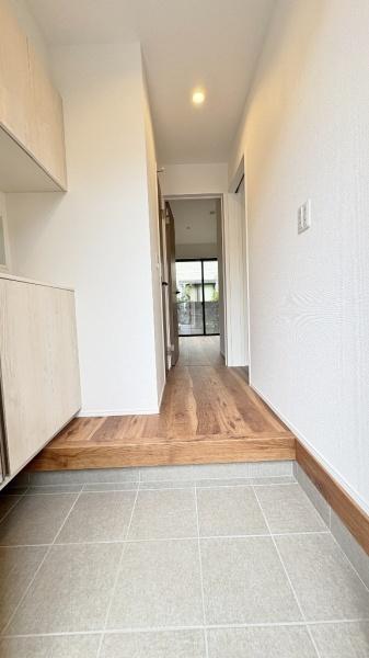 港南区日限山４丁目　全２棟２号棟