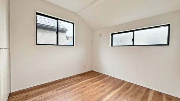 港南区日限山４丁目　全２棟２号棟