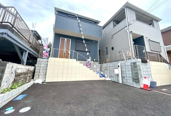 旭区上白根町第６　１号棟