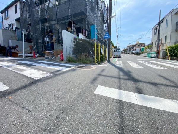 港南区港南2丁目　全2棟Ｂ号棟