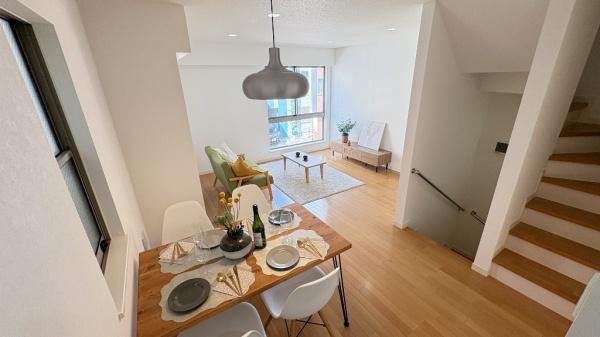 横浜市磯子区磯子２丁目の中古一戸建て