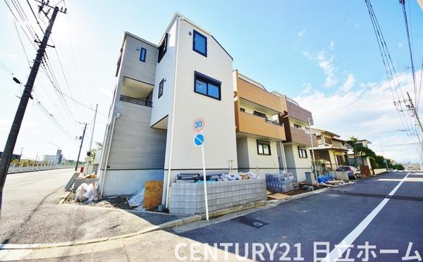 港南区丸山台2丁目　全3棟2号棟